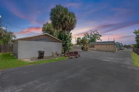 3425 22nd Avenue S St Petersburg FL 33711