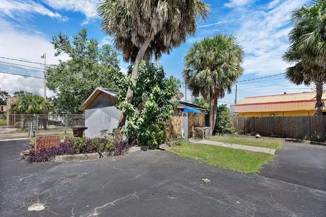 3425 22nd Avenue S St Petersburg FL 33711