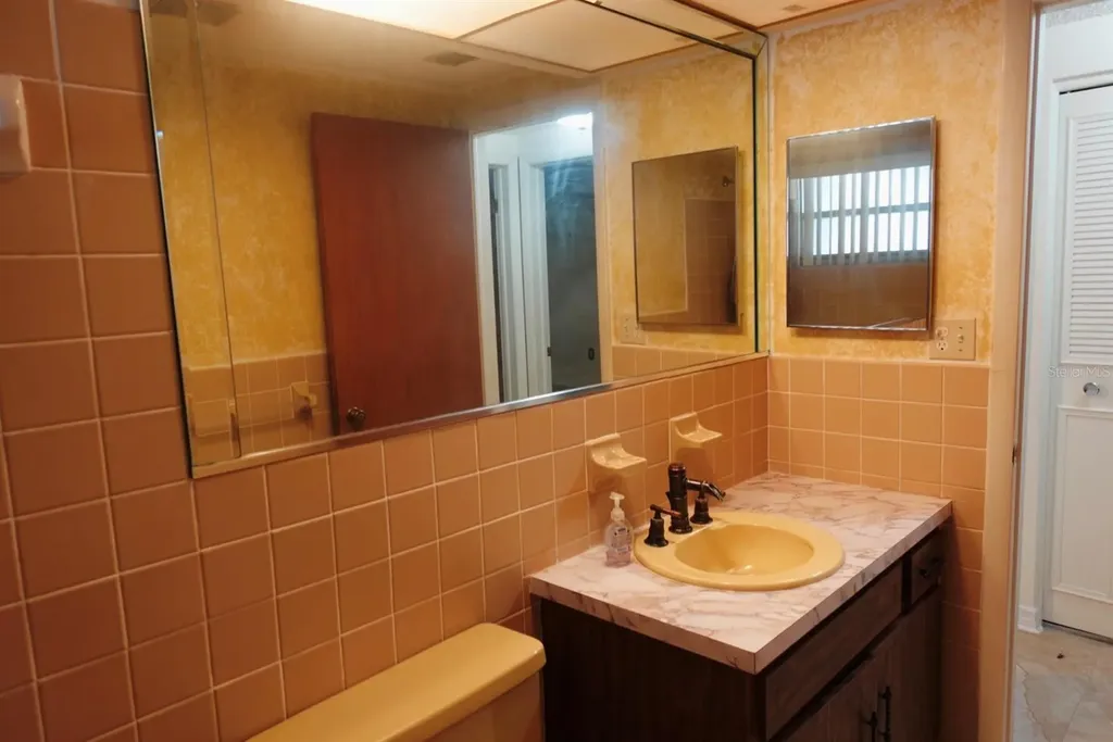 8948 Saint Regis Lane Port Richey FL 34668