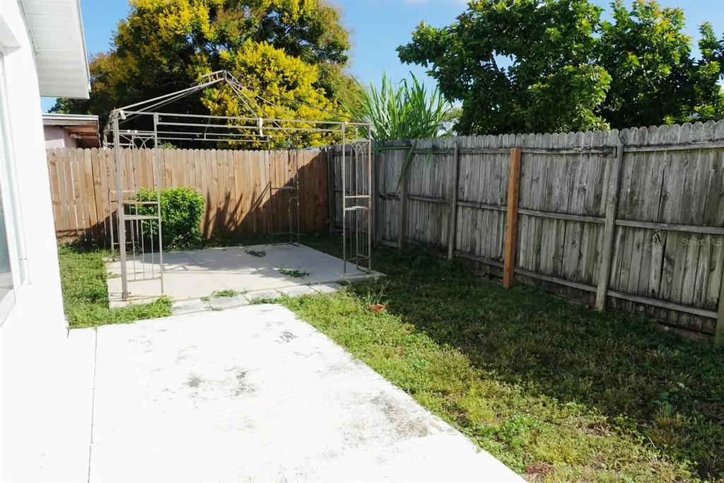 8948 Saint Regis Lane Port Richey FL 34668