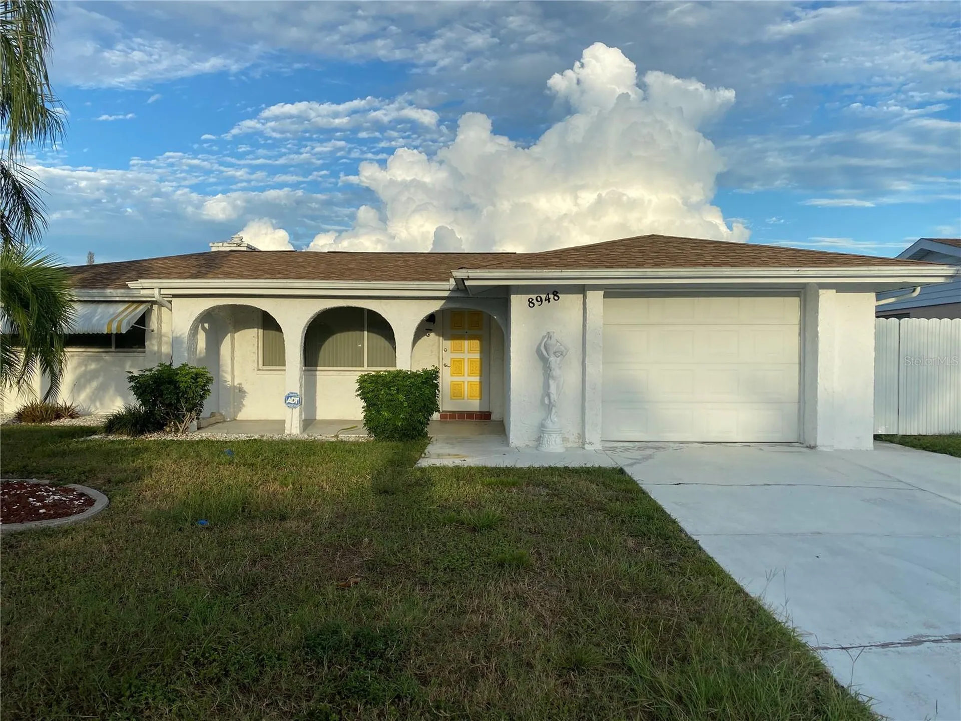 8948 Saint Regis Lane Port Richey FL 34668