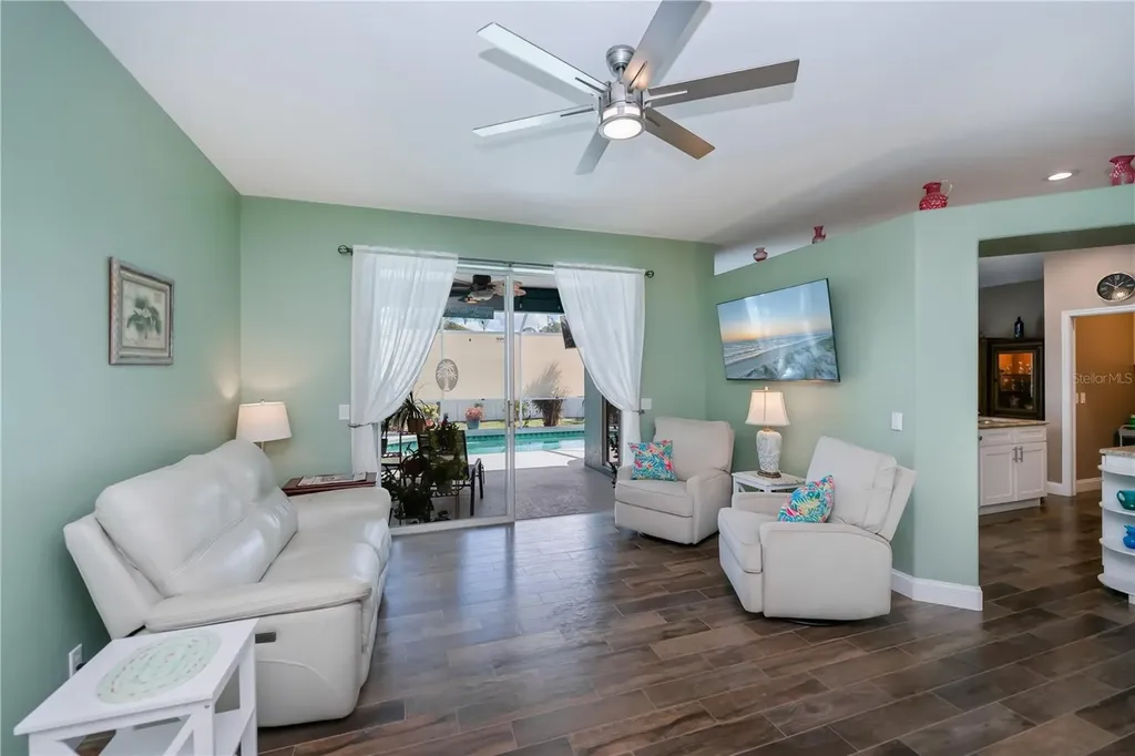 2142 S Chamberlain Boulevard North Port FL 34286