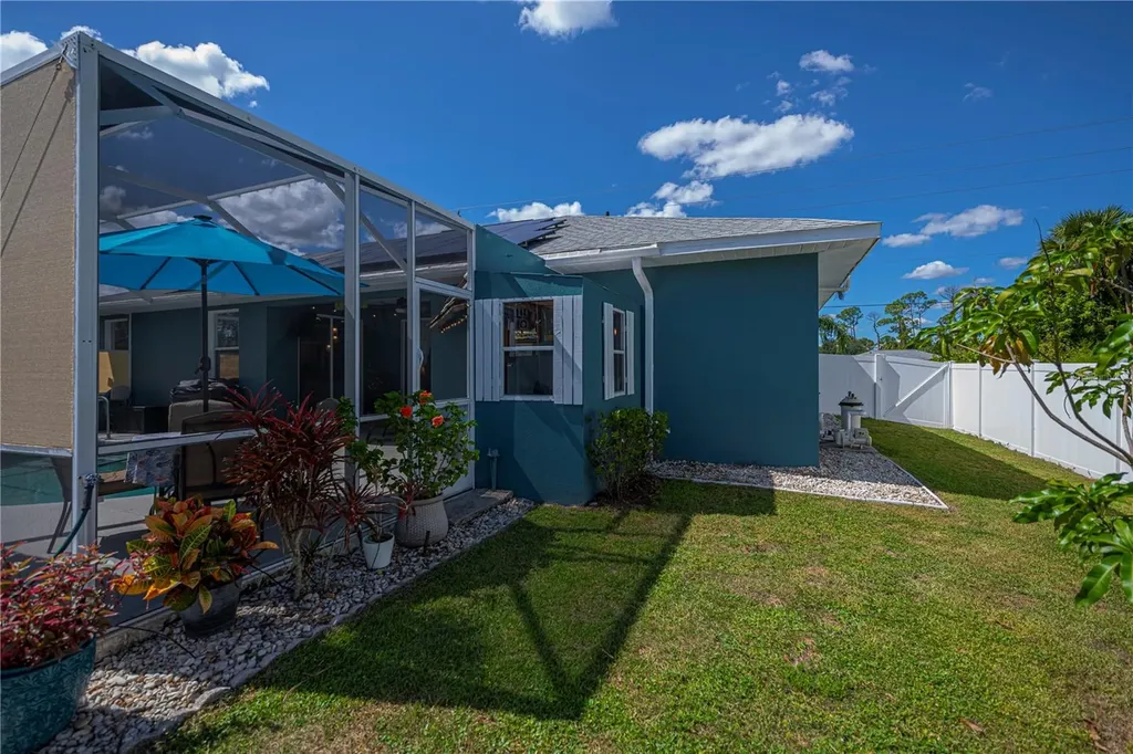 2142 S Chamberlain Boulevard North Port FL 34286