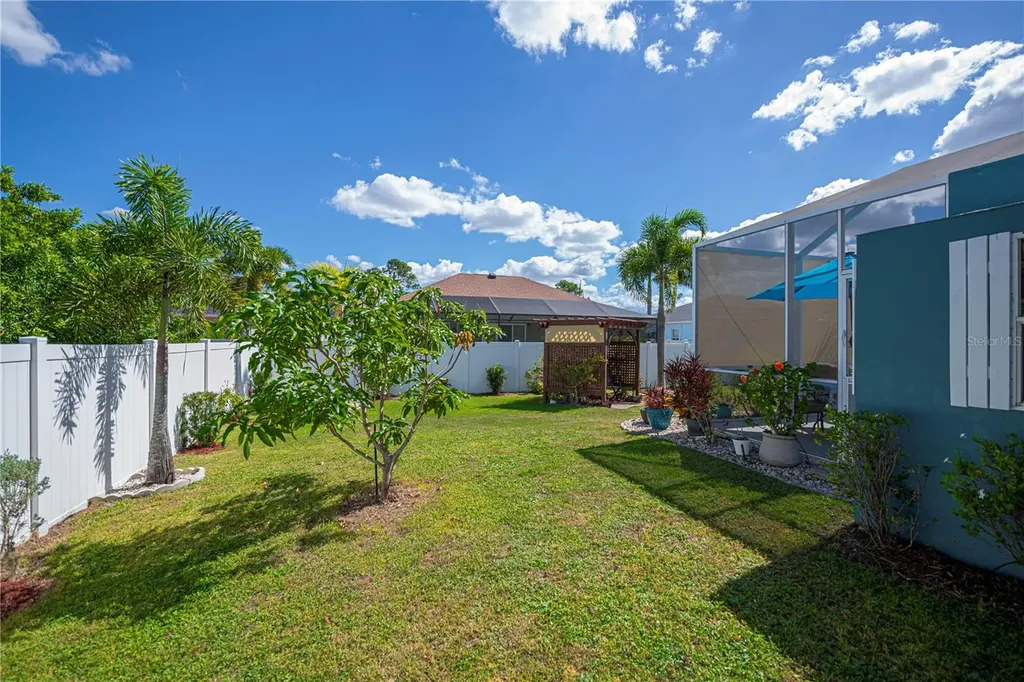 2142 S Chamberlain Boulevard North Port FL 34286