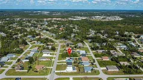 2142 S Chamberlain Boulevard North Port FL 34286