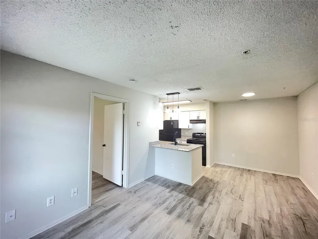 241 Afton Square Altamonte Springs FL 32714