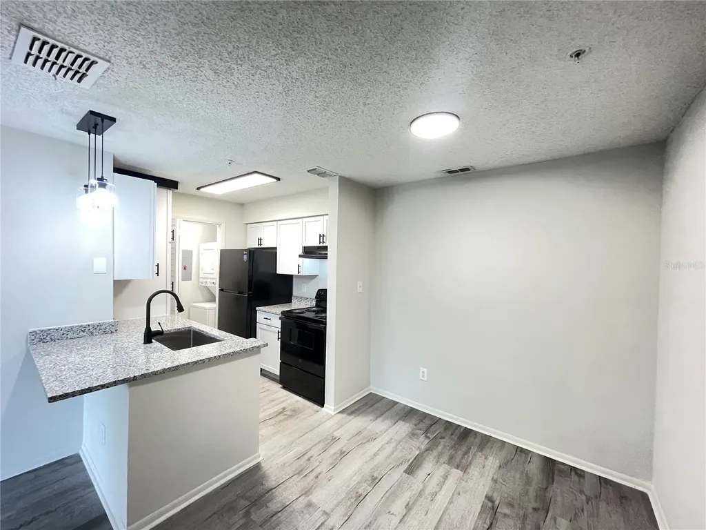 241 Afton Square Altamonte Springs FL 32714