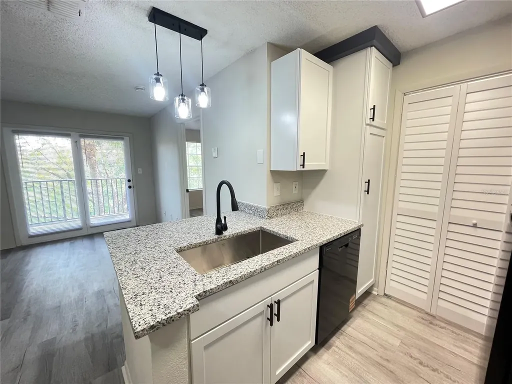 241 Afton Square Altamonte Springs FL 32714