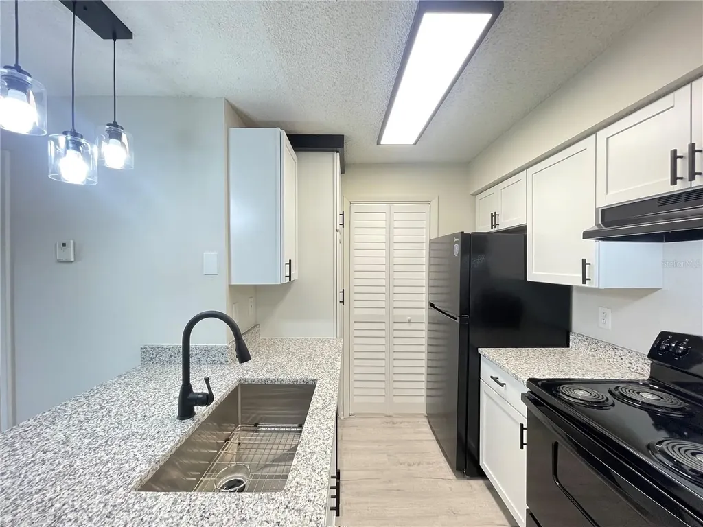 241 Afton Square Altamonte Springs FL 32714