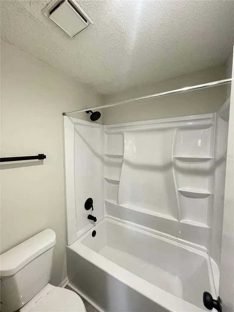 241 Afton Square Altamonte Springs FL 32714
