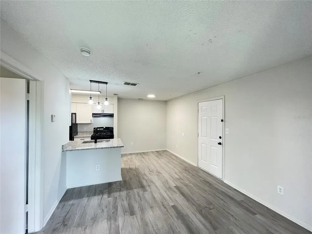 241 Afton Square Altamonte Springs FL 32714