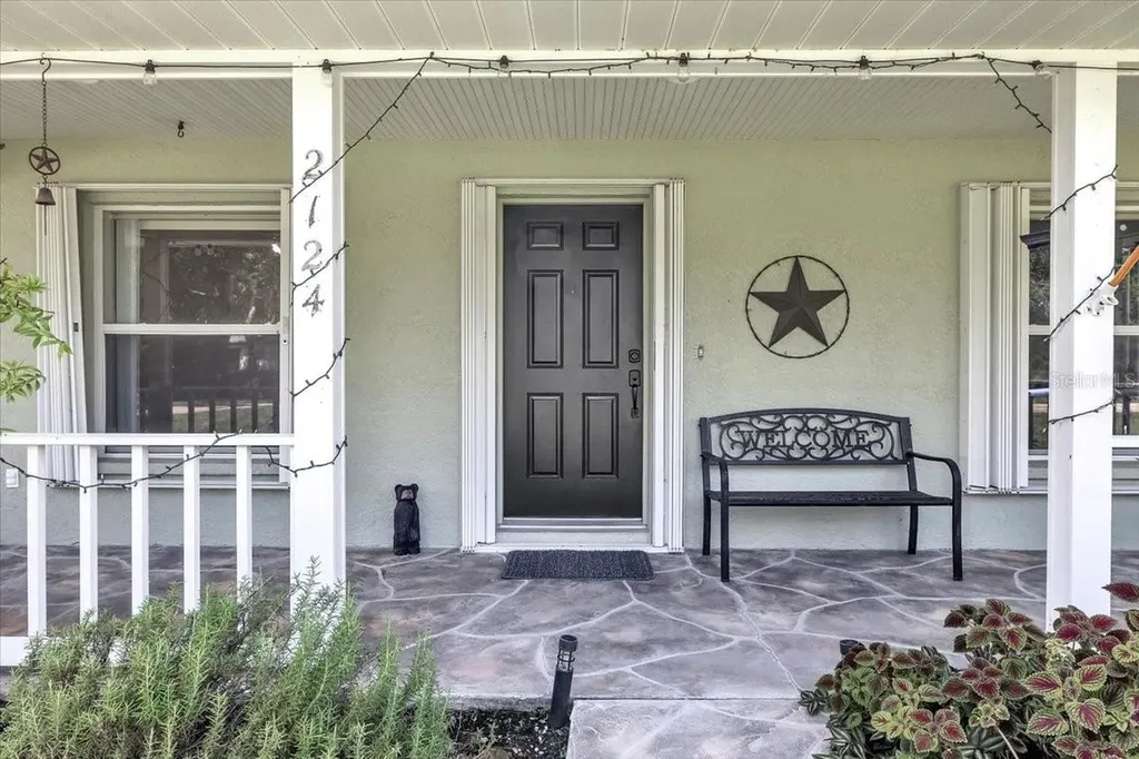 2124 NE Voss Oaks Circle Arcadia FL 34266