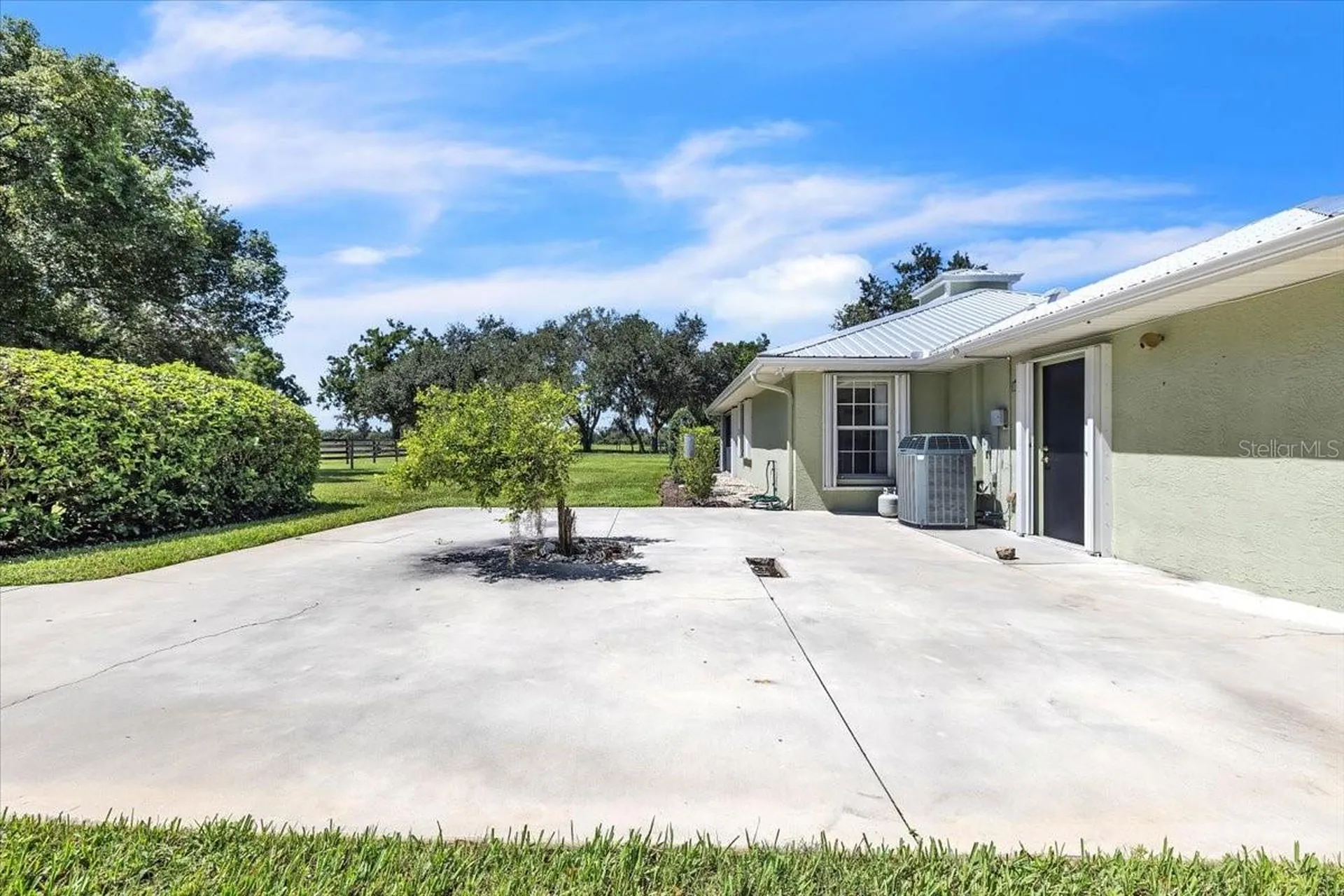 2124 NE Voss Oaks Circle Arcadia FL 34266