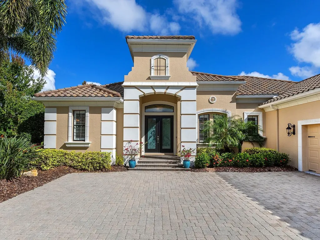 15207 Camargo Place Lakewood Ranch FL 34202