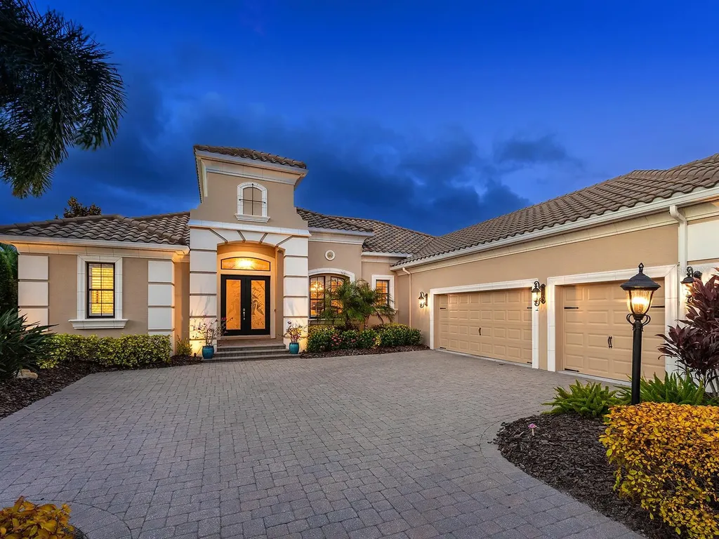 15207 Camargo Place Lakewood Ranch FL 34202