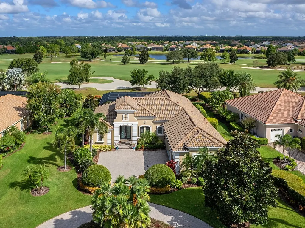 15207 Camargo Place Lakewood Ranch FL 34202