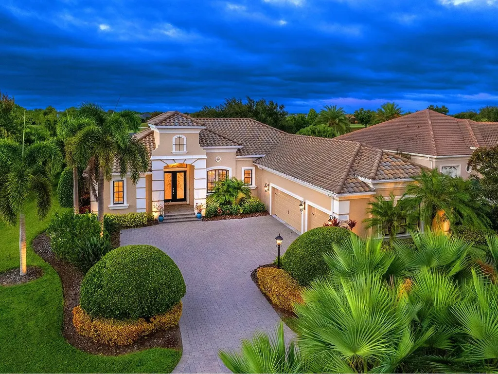 15207 Camargo Place Lakewood Ranch FL 34202