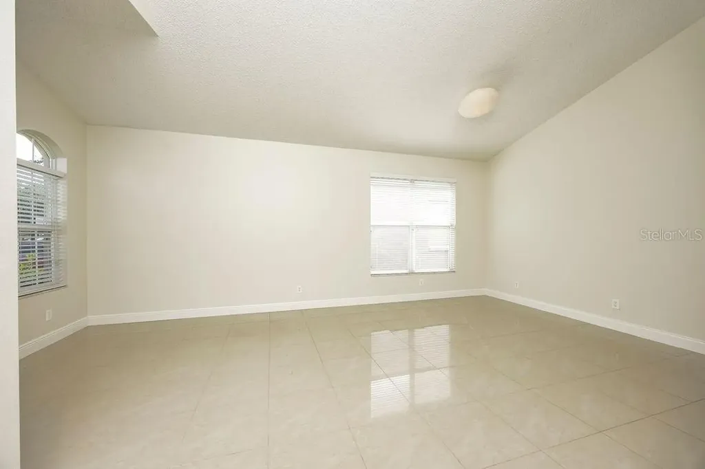 13230 Luxbury Loop Orlando FL 32837