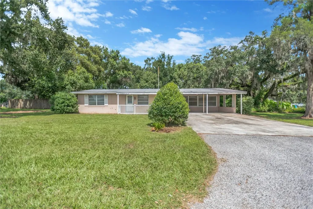 37317 Lemon Avenue Zephyrhills FL 33541