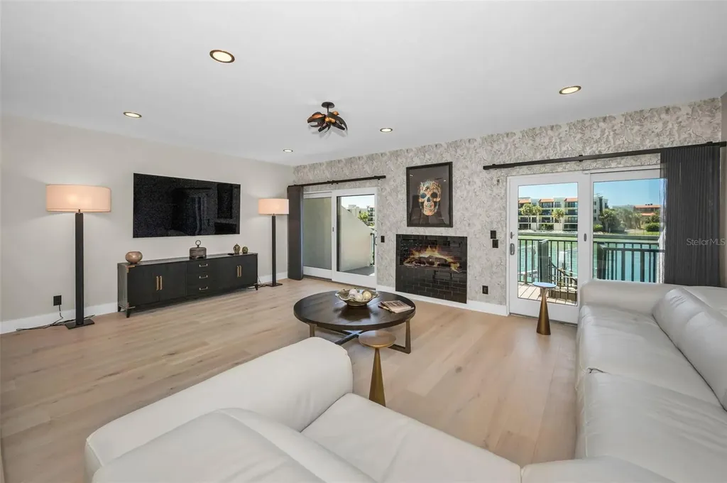 678 76th Avenue St Pete Beach FL 33706