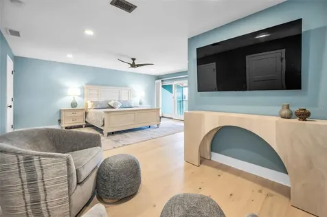 678 76th Avenue St Pete Beach FL 33706