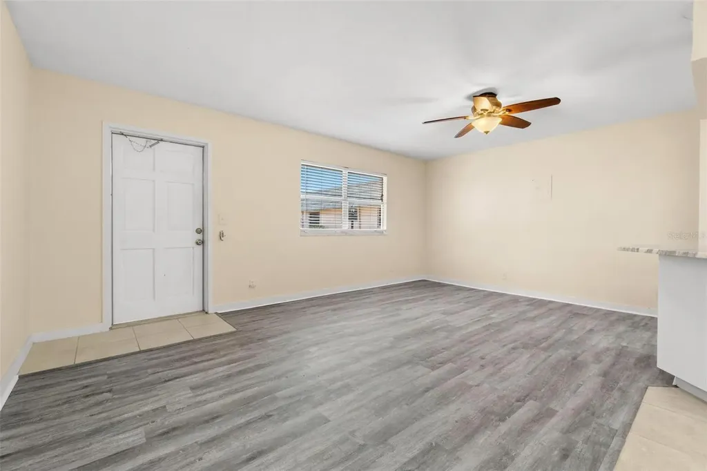 201 Bedford Trail Sun City Center FL 33573