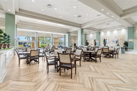 201 Bedford Trail Sun City Center FL 33573