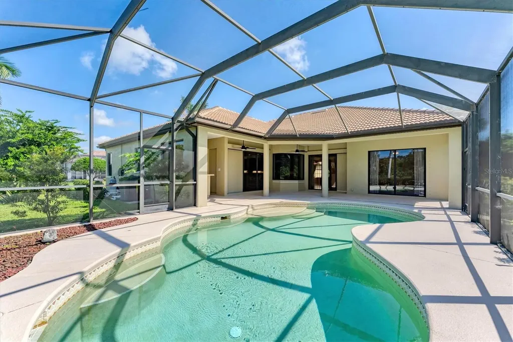306 Country Meadows Way Bradenton FL 34212