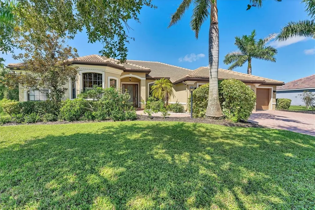 306 Country Meadows Way Bradenton FL 34212