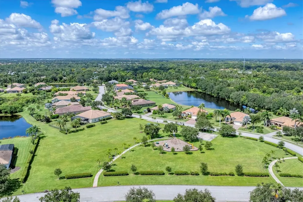 306 Country Meadows Way Bradenton FL 34212