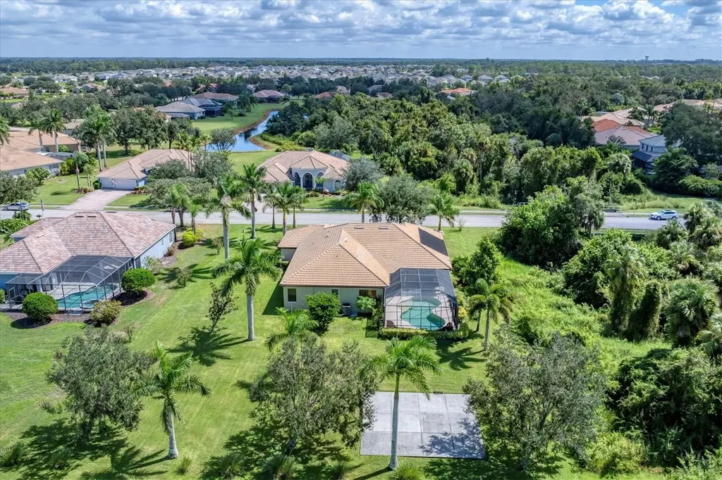 306 Country Meadows Way Bradenton FL 34212