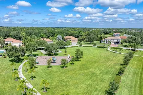 306 Country Meadows Way Bradenton FL 34212