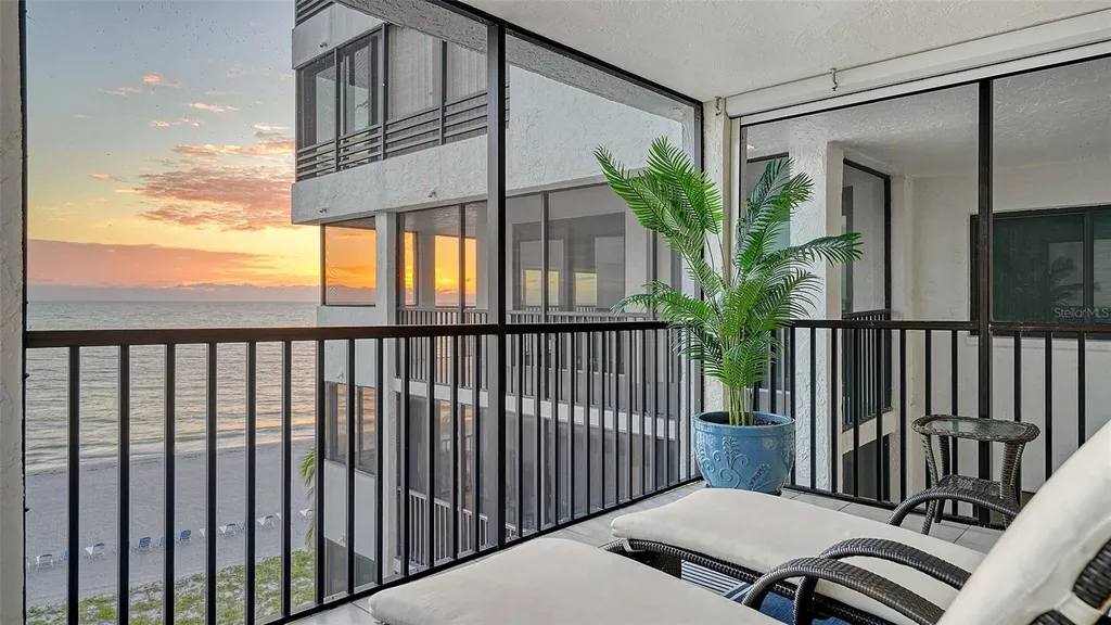 1100 Benjamin Franklin Drive Sarasota FL 34236