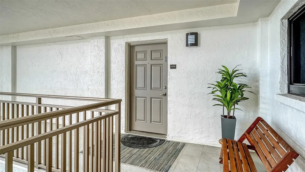 1100 Benjamin Franklin Drive Sarasota FL 34236