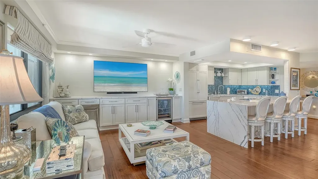 1100 Benjamin Franklin Drive Sarasota FL 34236