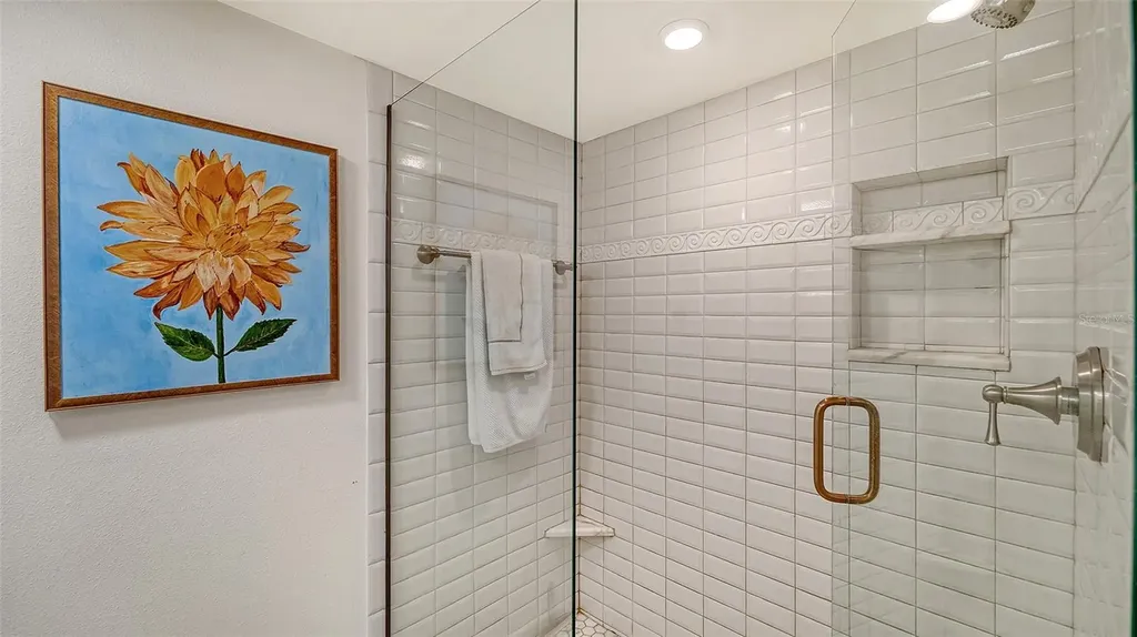 1100 Benjamin Franklin Drive Sarasota FL 34236