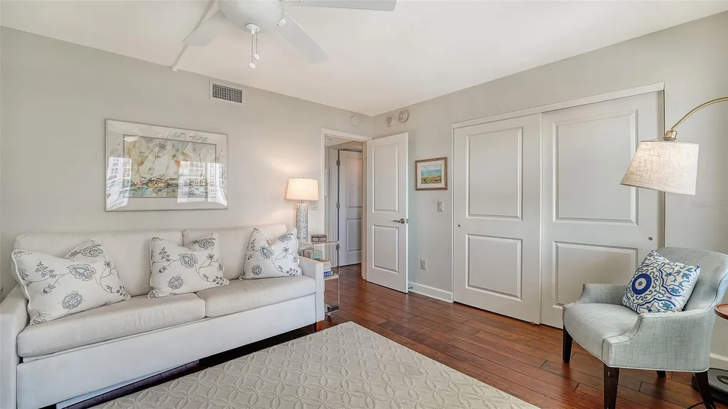 1100 Benjamin Franklin Drive Sarasota FL 34236