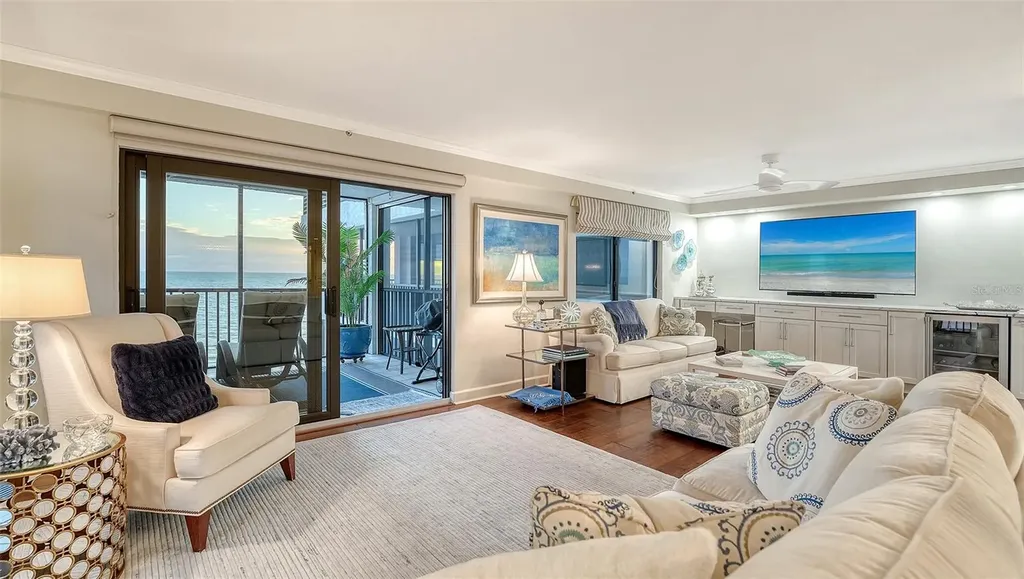 1100 Benjamin Franklin Drive Sarasota FL 34236