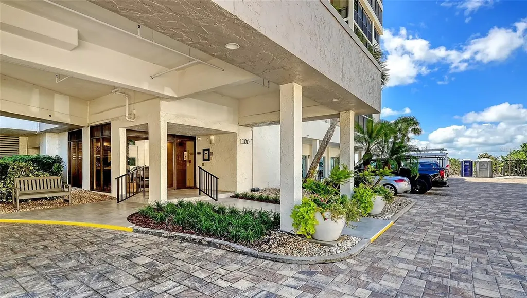 1100 Benjamin Franklin Drive Sarasota FL 34236