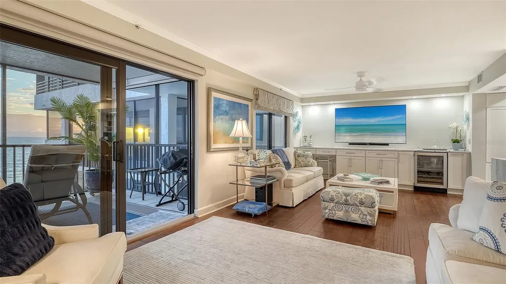 1100 Benjamin Franklin Drive Sarasota FL 34236