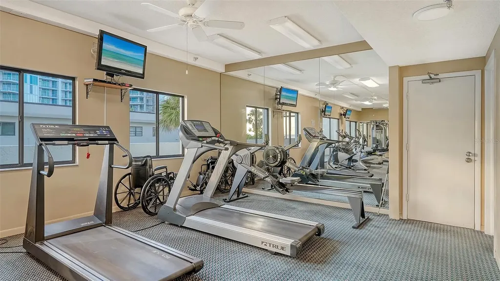 1100 Benjamin Franklin Drive Sarasota FL 34236