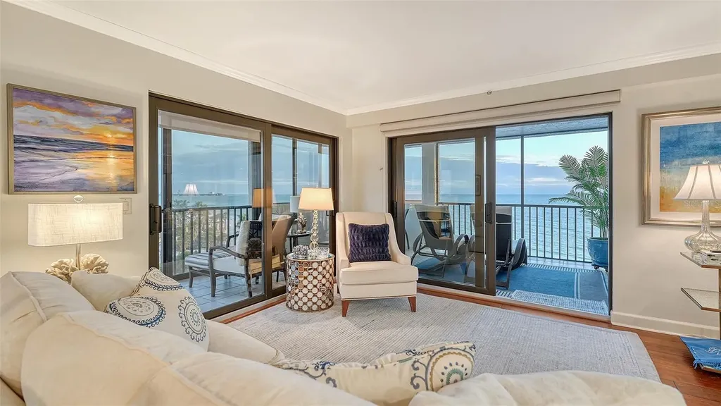 1100 Benjamin Franklin Drive Sarasota FL 34236