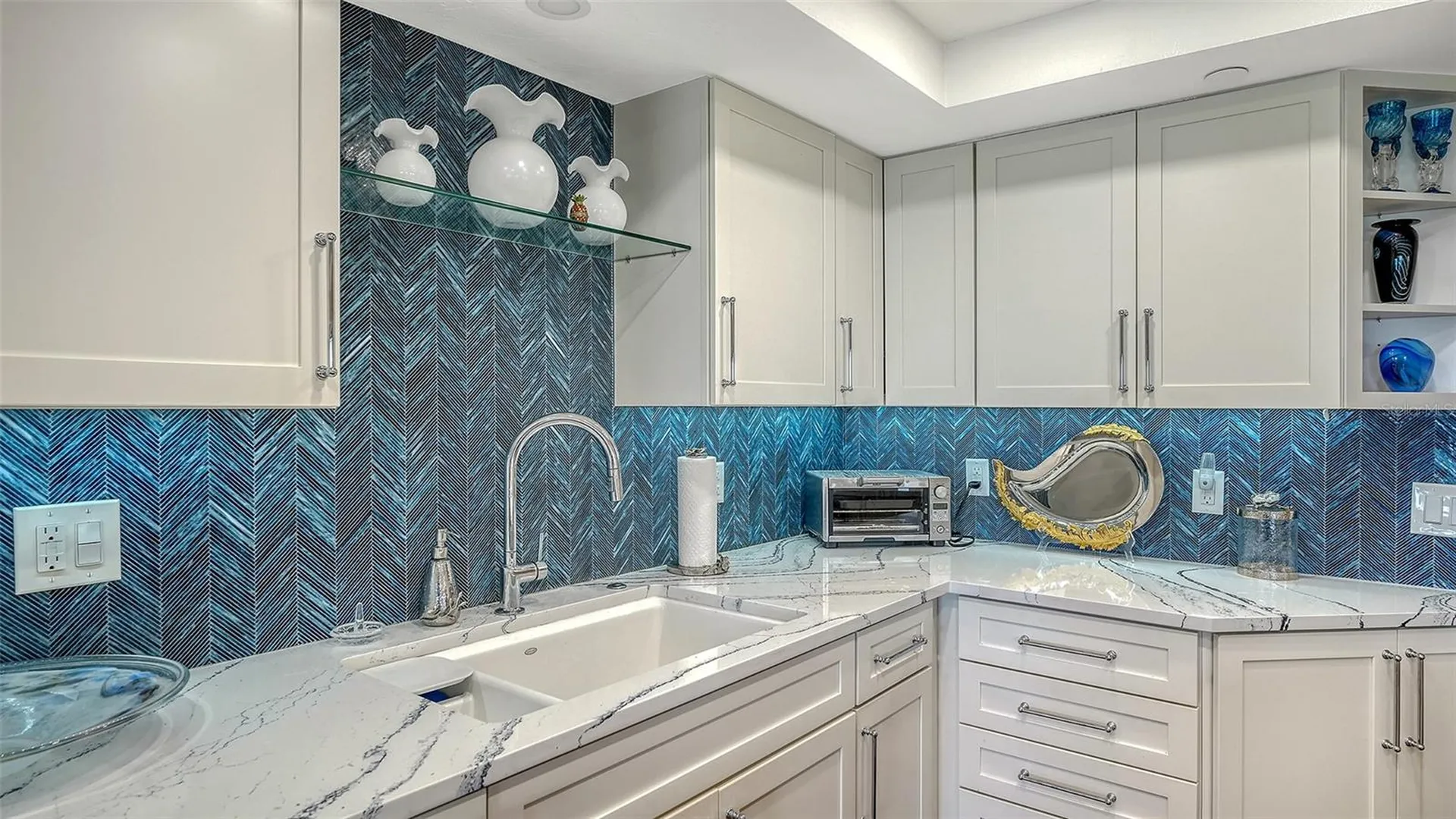 1100 Benjamin Franklin Drive Sarasota FL 34236