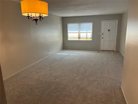 6645 1st Avenue N St Petersburg FL 33710