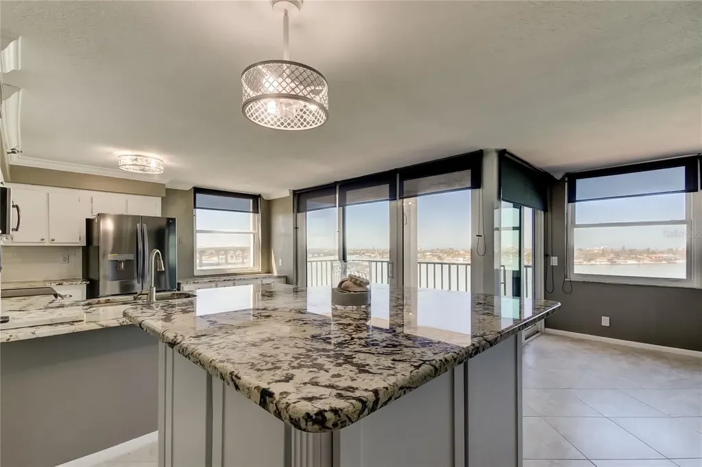 6265 Sun Boulevard St Petersburg FL 33715