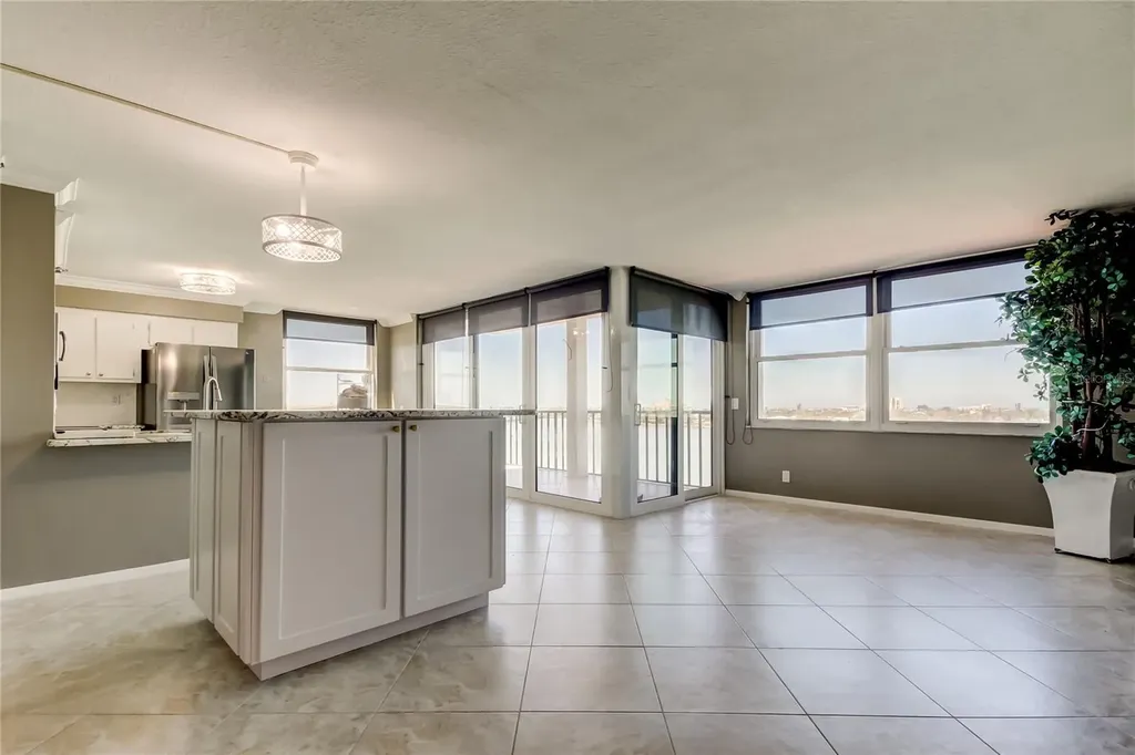 6265 Sun Boulevard St Petersburg FL 33715