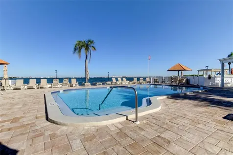 6265 Sun Boulevard St Petersburg FL 33715