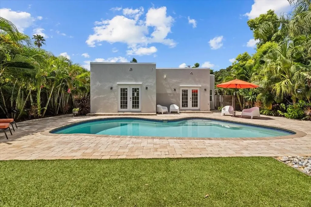 219 N Missouri Avenue Clearwater FL 33755