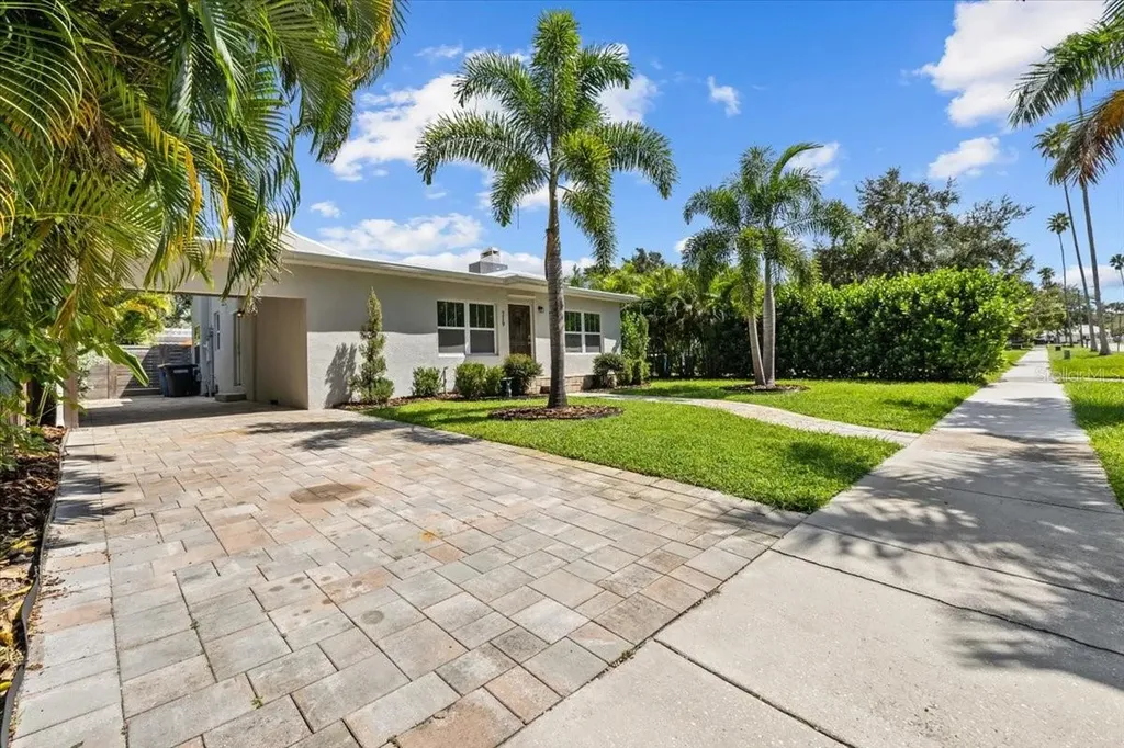 219 N Missouri Avenue Clearwater FL 33755