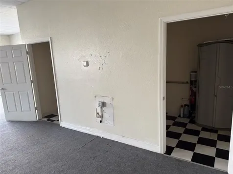 1109 Tamiami Trail Port Charlotte FL 33953